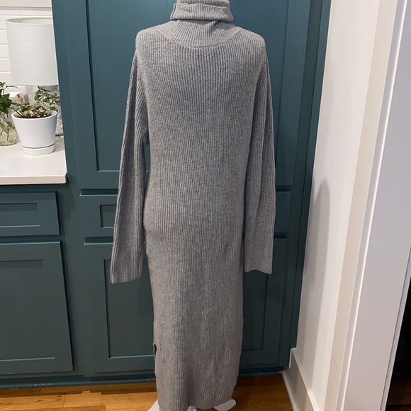 NWOT Lulus Sheerah Grey Turtleneck Midi Sweater Dress - Picture 8 of 10